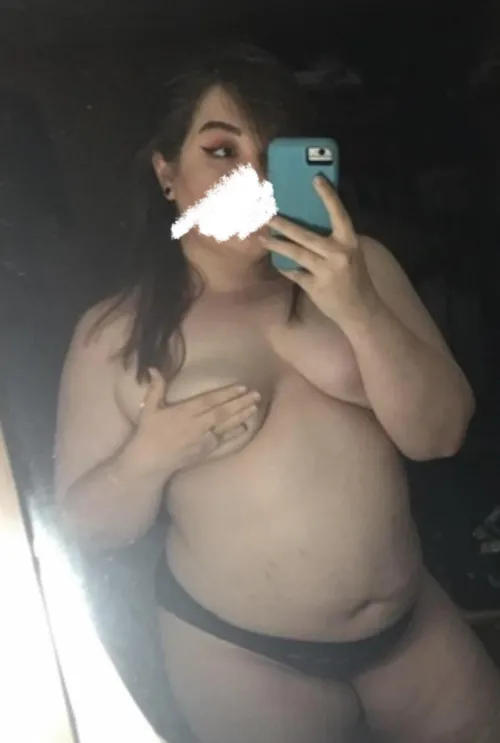 Thumbnail Deleted Confessions: A Chubby Secret | underthecovers_va