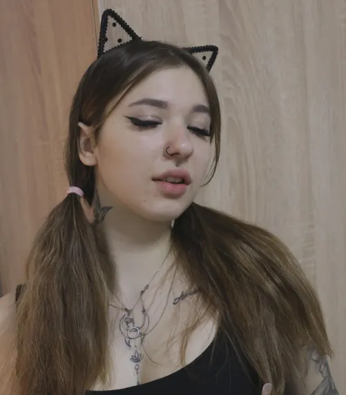Thumbnail Personal Kitty Desire Unveiled: bonedcadiz's Wish | petplay