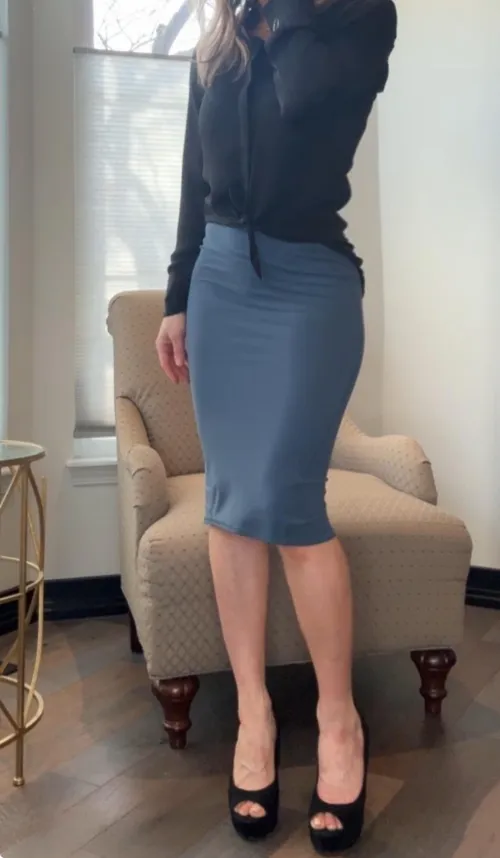 Thumbnail FitMilfSam's Curiosity Unleashes in Pencilskirts