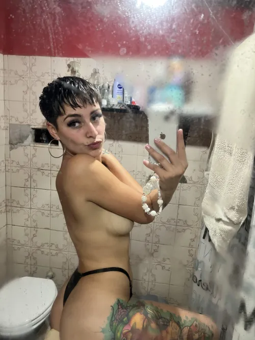 Thumbnail Hot and Wet: Embracing Sensuality by Ok_Objective_6185 | Shorthairchicks Category
