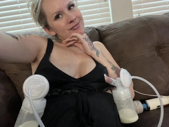 Thumbnail Happy Monday Lactation: MommyPenelope's Update