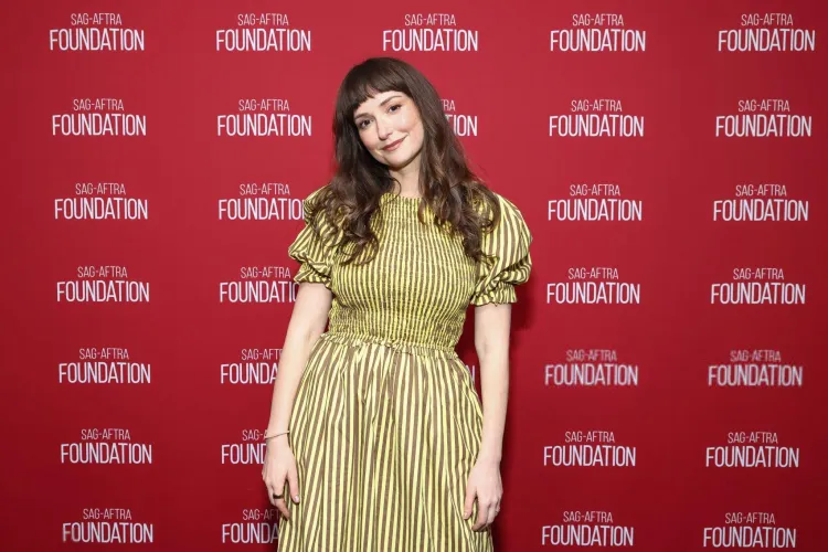 Thumbnail Milana Vayntrub: Exploring Beauty through SalisburyShrimp's Lens