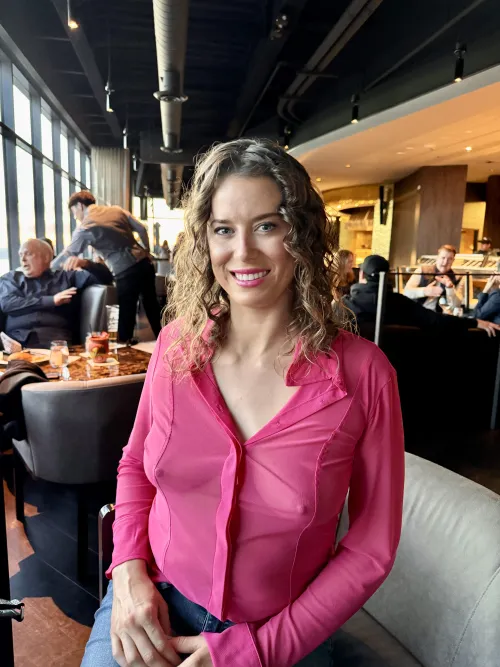 Thumbnail Stand Out with a Pink Outfit in a Boring Room by hotsummersun