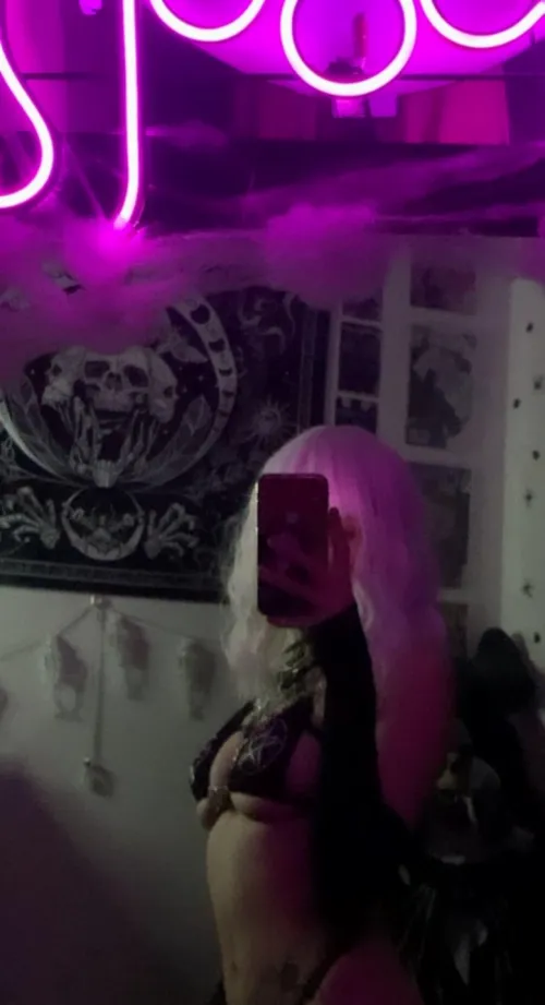 Thumbnail LivingDeadGothh: Obey First, Beg Later - SceneGirls Enticement