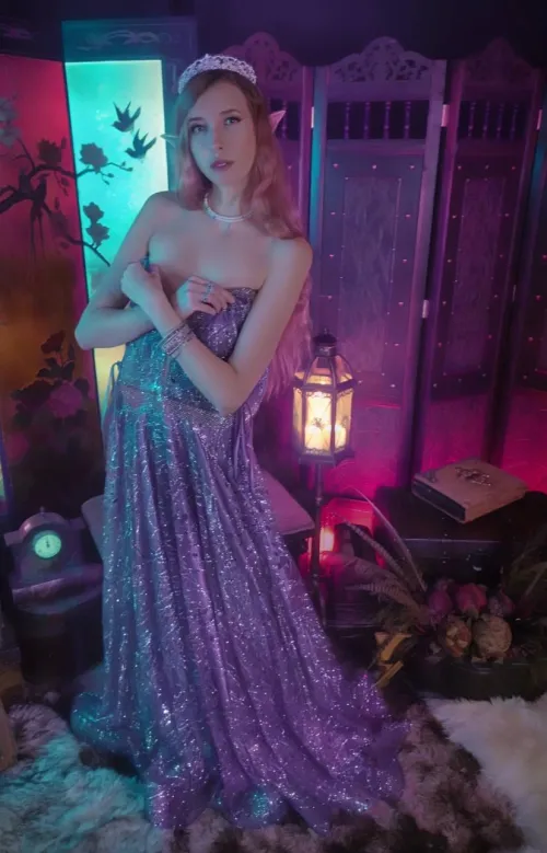 Thumbnail Sensuous Night Court Queen Strip Tease Cosplay | lady__swoon