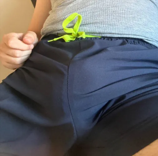 Thumbnail Bulge Temptations: 25 Bi Feeling Horny | Lonely-Judgment2071