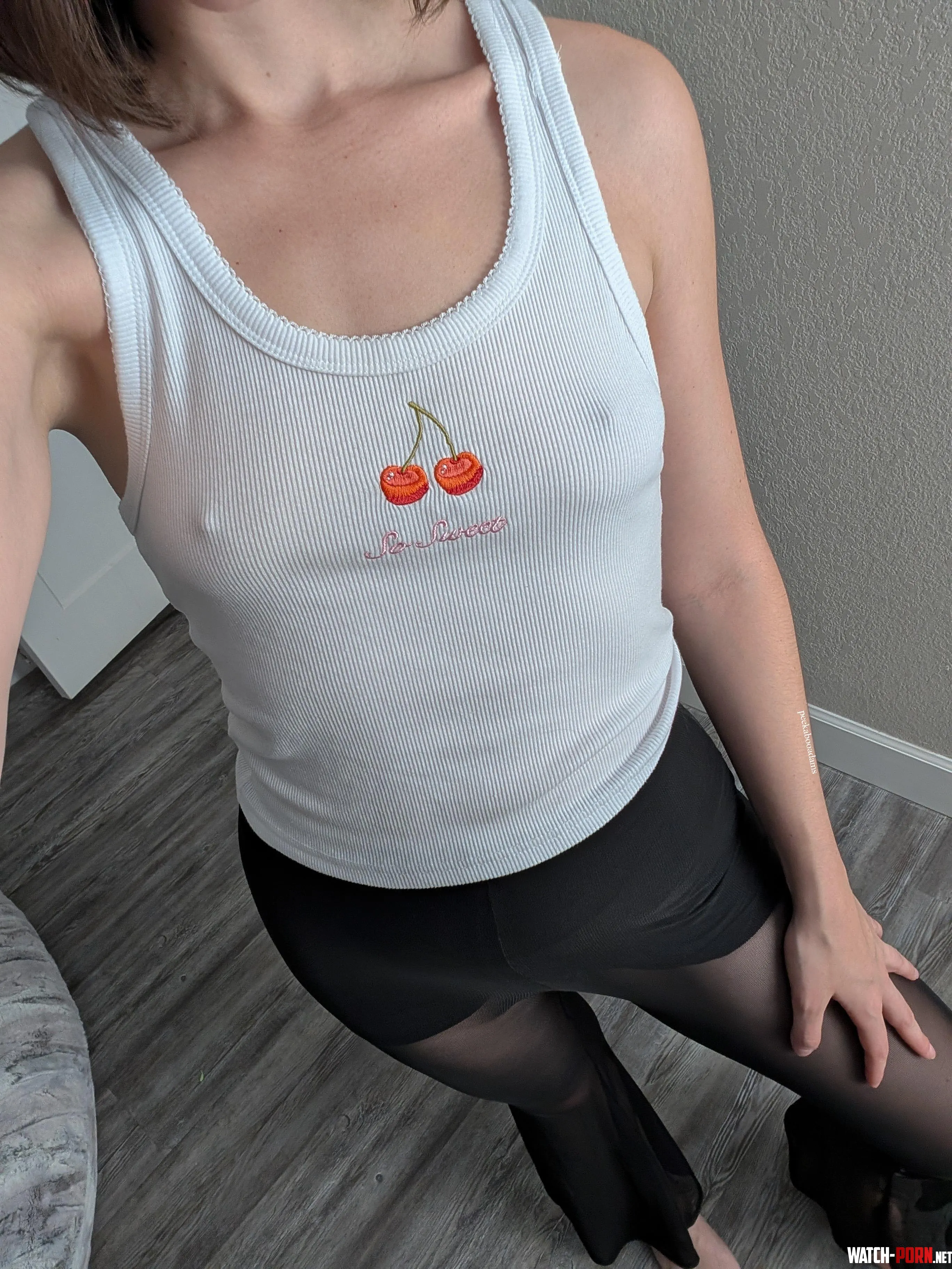 Hey my cherries are up here by peekabooadams