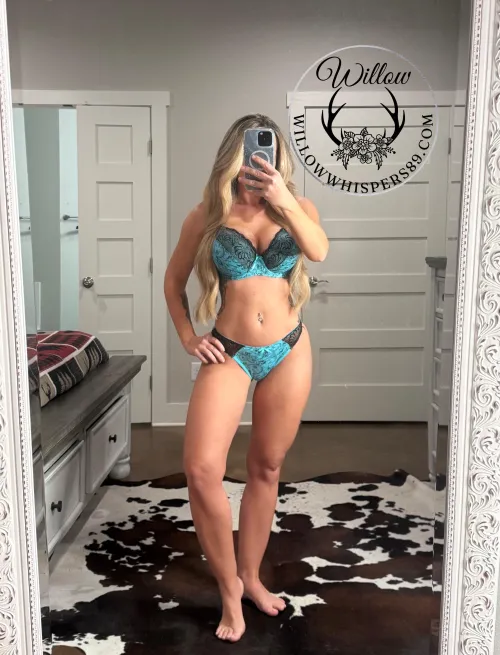 Thumbnail Colorful Delight: More Favorites with Willow_Whispers_89 - TotalBabes