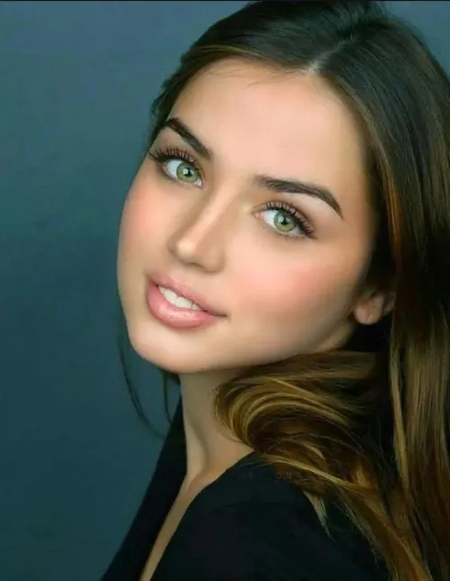 Thumbnail Ana de Armas: A Glimpse Into Timeless Beauty by miket069