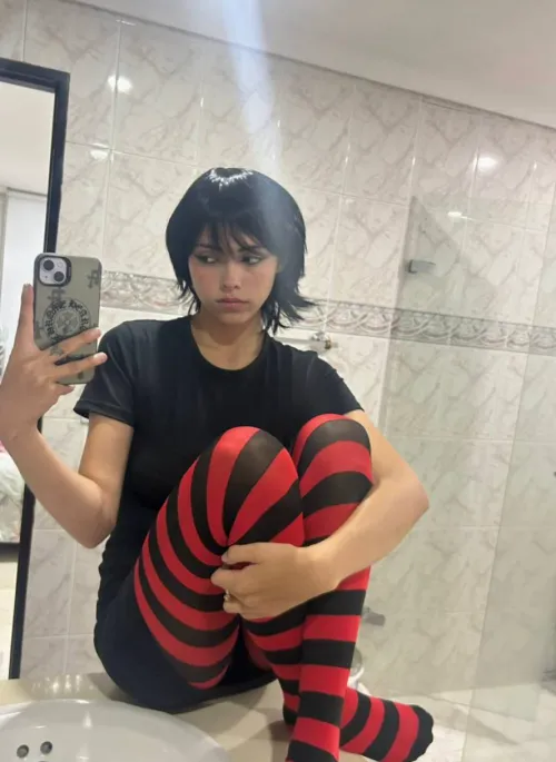 Thumbnail New Cosplay Ideas: Mavis Dracula by flowerydreamm Unveiled