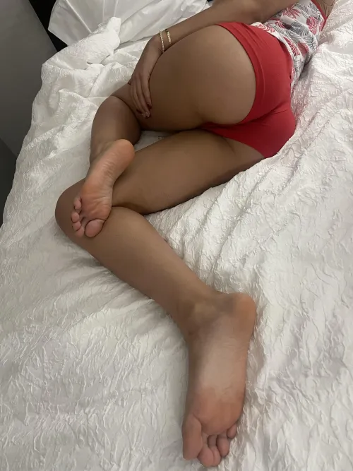 Thumbnail Exploring Sensations: aqwa_audra's Provocative Suggestion in BlackGirlPics