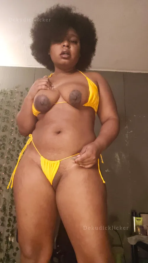 Thumbnail Curvy Delight: Exploring Ebony Amateur Charms