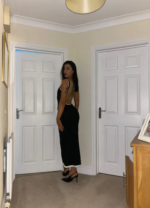 Thumbnail Perfect First Date Look: Love this Dress Look | tightdresses
