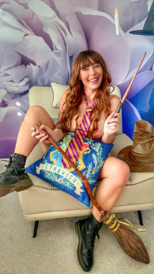 Thumbnail Magical Seduction: Hermione's Erotic Journey by Camgirlcasswithsass