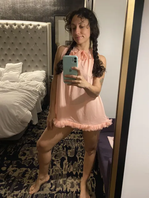 Thumbnail Youthful Selfies: A Quest for Approval by VetaBeneta | MirrorSelfie