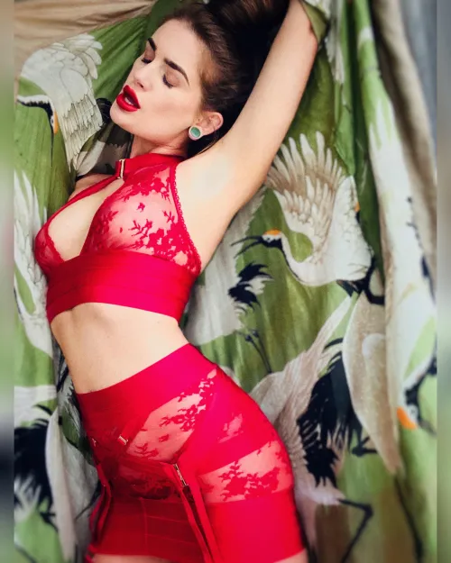 Thumbnail MissFauna Seeks Assistance - Would You Help Her Out of Red Lingerie?