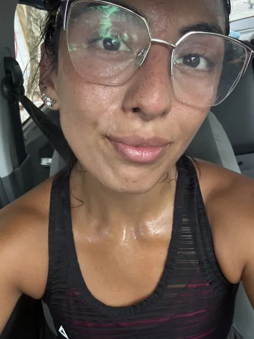 Thumbnail Daily Crossfit Sweat Ritual: Angifiufiu's Journey