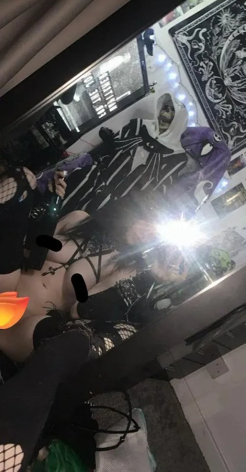 Thumbnail No Pull-Out Policy: Exploring Intimacy | LivingDeadGothh
