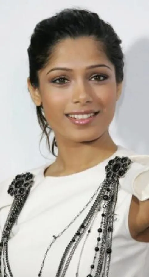 Thumbnail Freida Pinto: Stunning Photos of PrettyGirls by Fit_Employment_7645