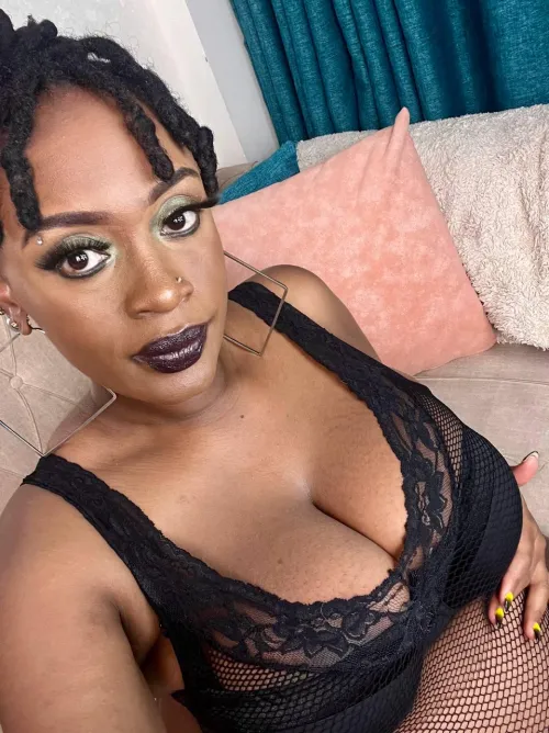 Thumbnail Chubby and Cute for Your Tastes by Rozie_99 | EbonyCuties