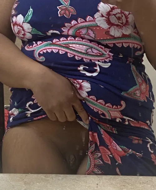 Thumbnail Rainbowdom92 Discusses Dress Play in Upbeat Article | Upskirt Category