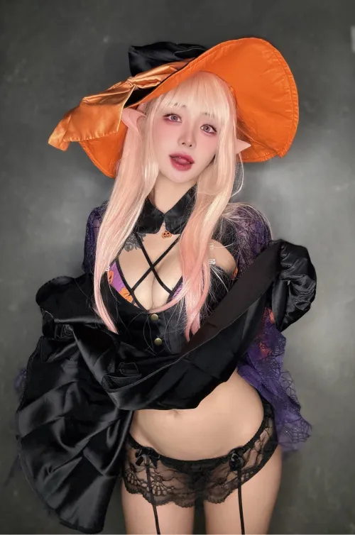 Thumbnail Fantasy Comes Alive: Dive into Cosplay World with Gentle0taku