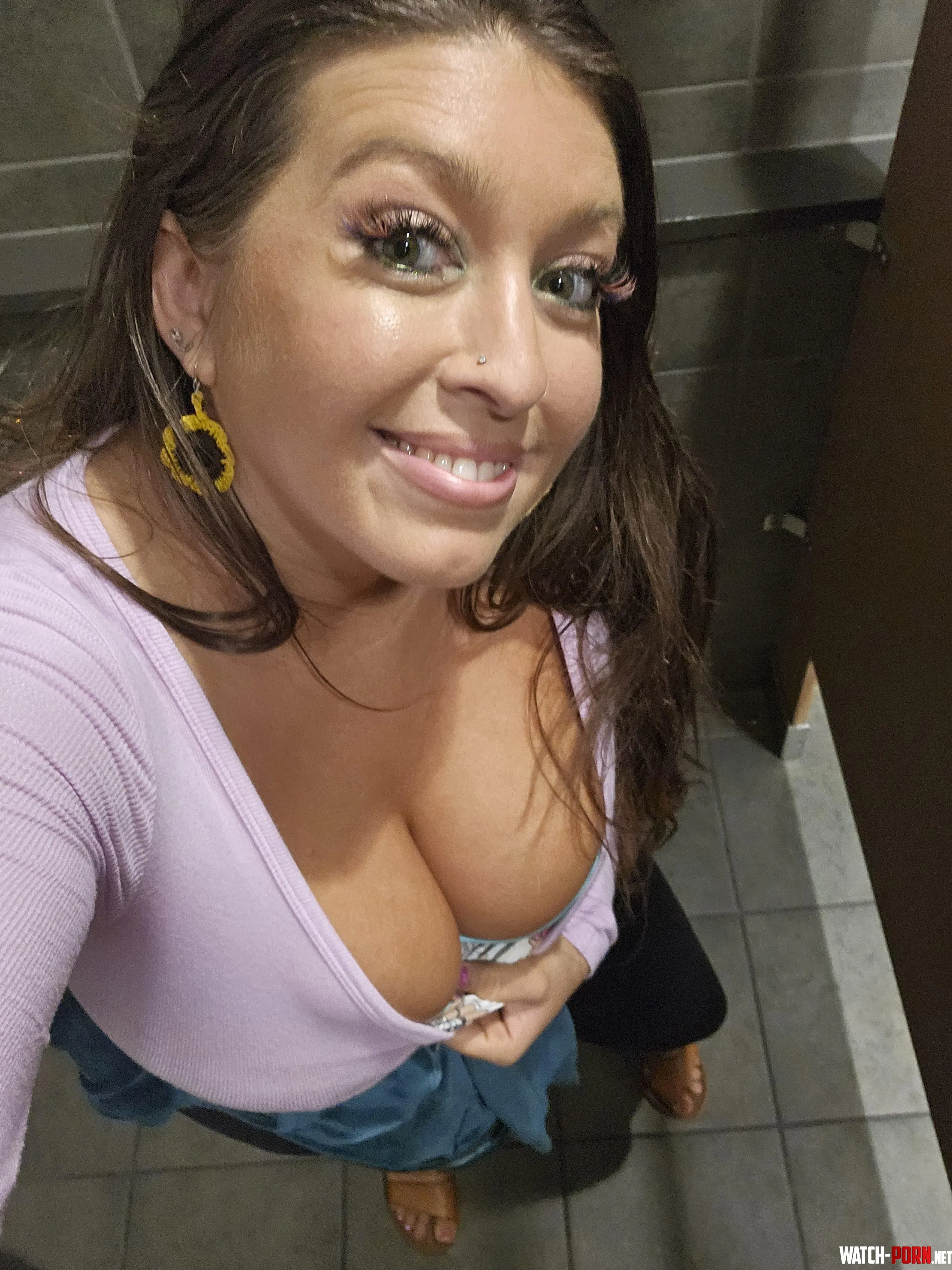 A little tease just for you by Babylittlelo