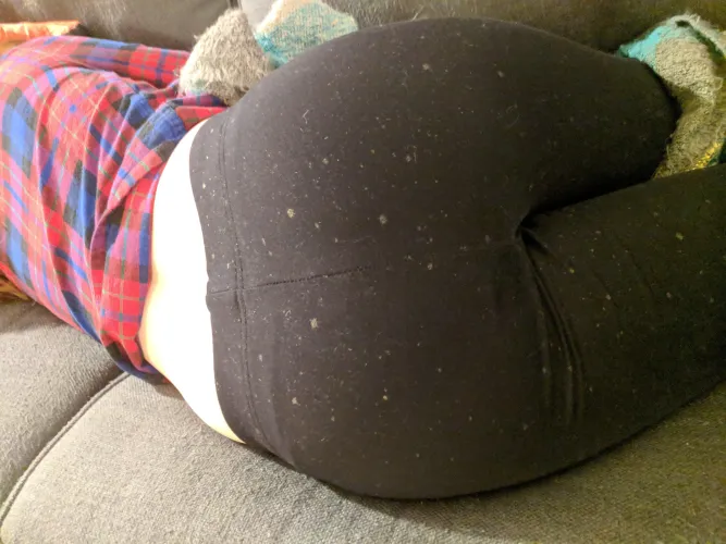 Thumbnail Leggings Admirer: Staring at a 38-Year-Old Mom of Two | WifeWantstoPlay
