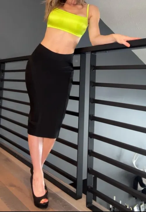 Thumbnail Pencil Skirts Precision: FitMilfSam's Clean Lines Matter