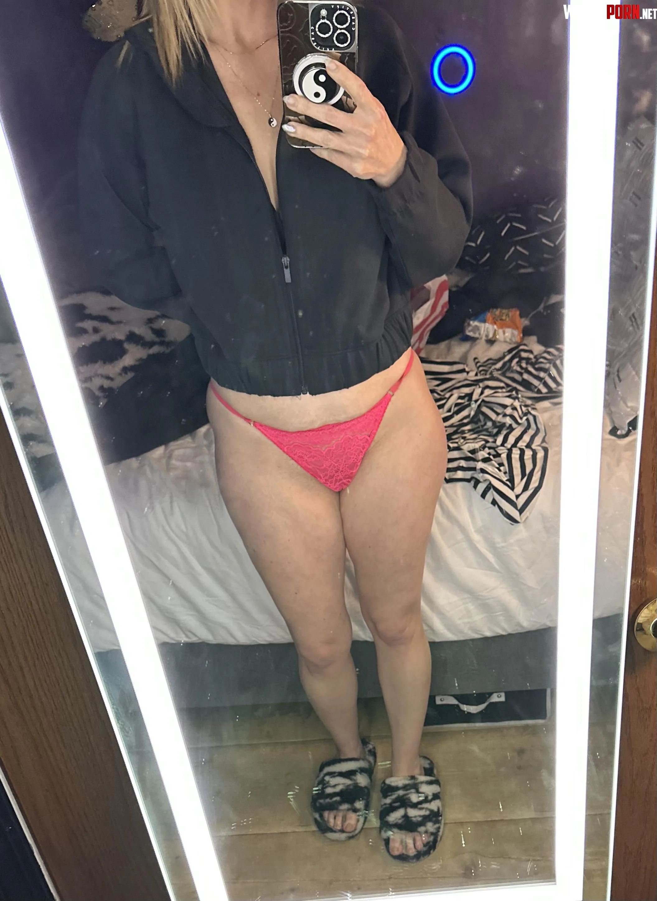 Cute panties and crop top by politenonpolitical