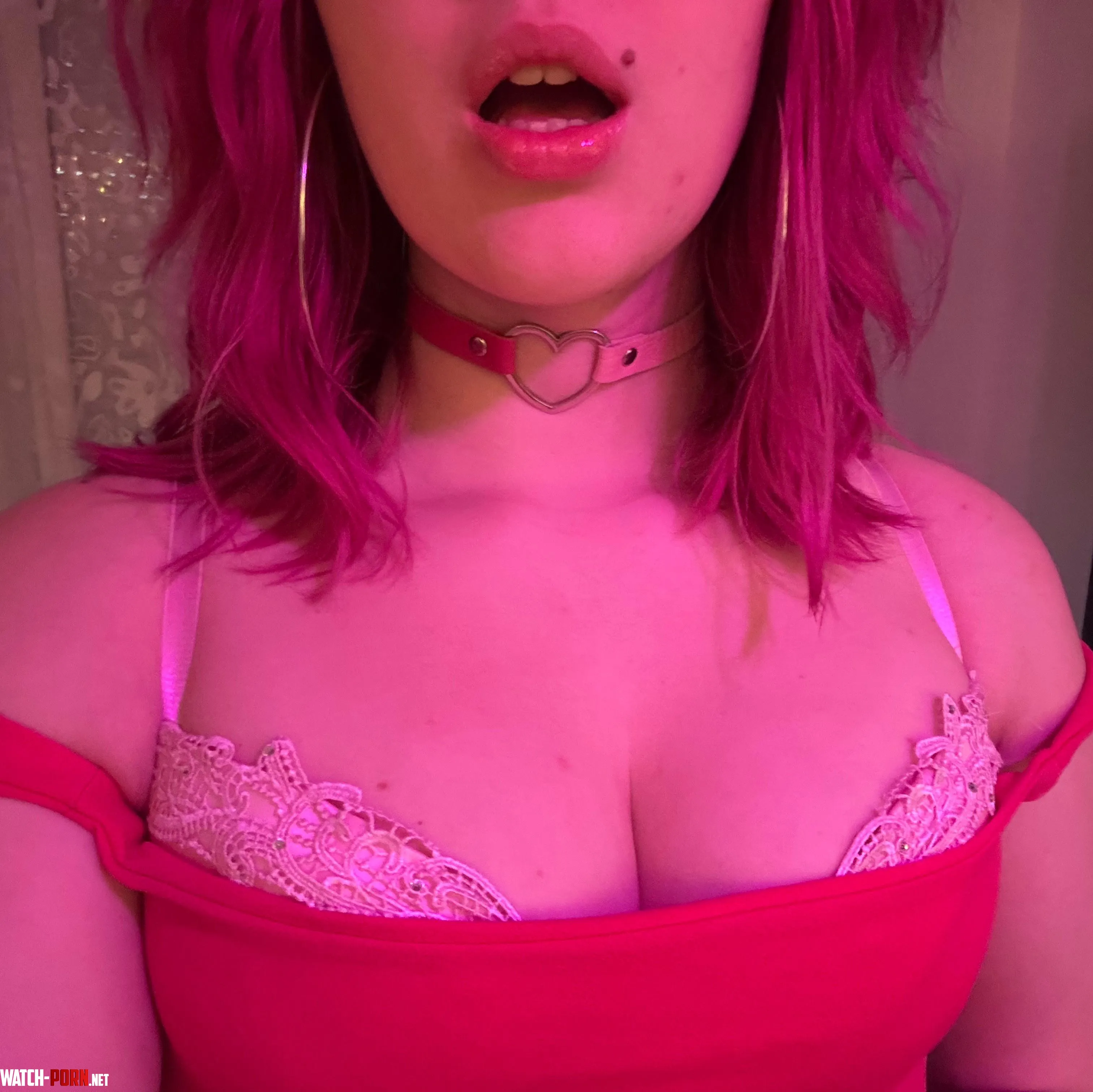 Practicing my vacant fuckdoll look by LeXXieX