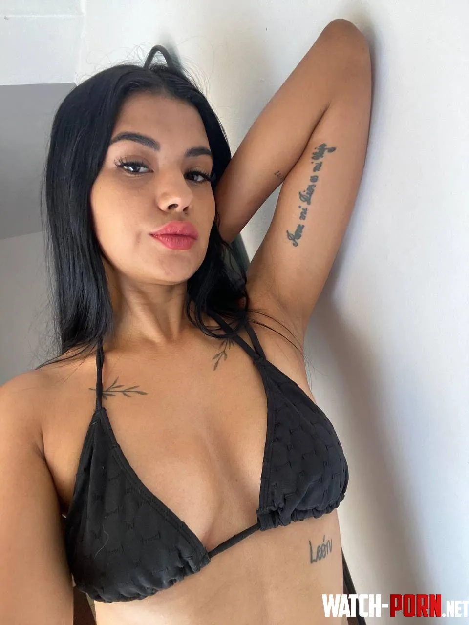 I hope its in your plans to lick my armpits by alissa_r732