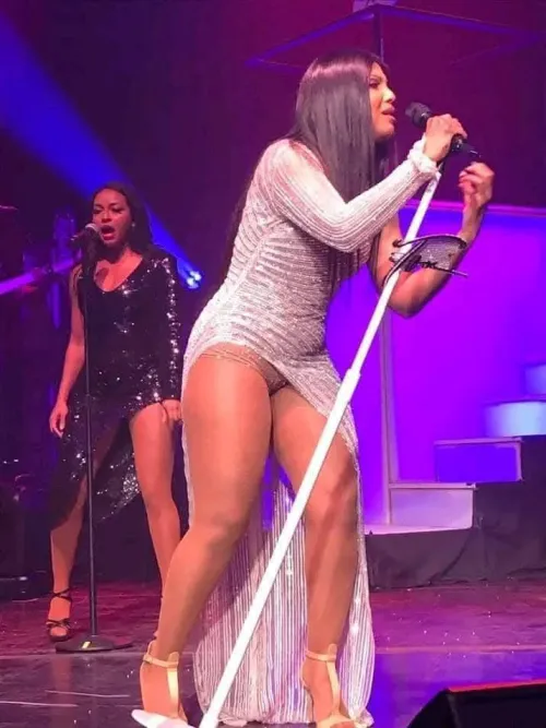 Thumbnail Toni Braxton Tales: Pmb0077 Explores on CelebsGW