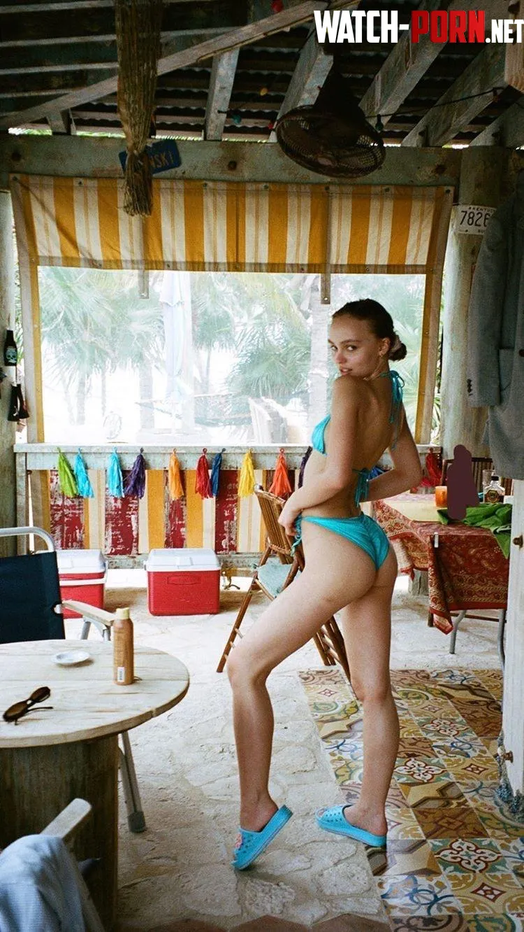 Lily Rose Depp by guskor
