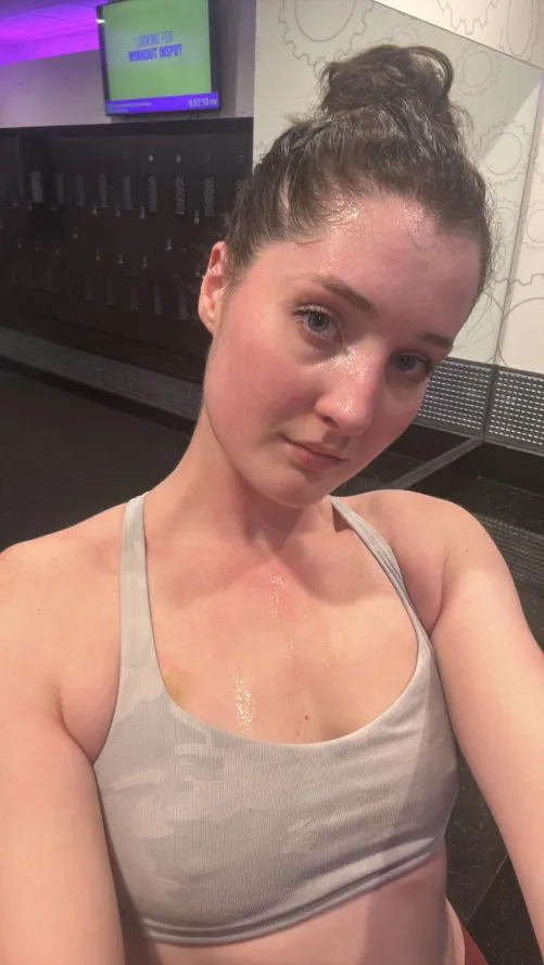 Thumbnail Post-Gym Glow Goals: Sweaty Session by TinyPaleMarshmallow