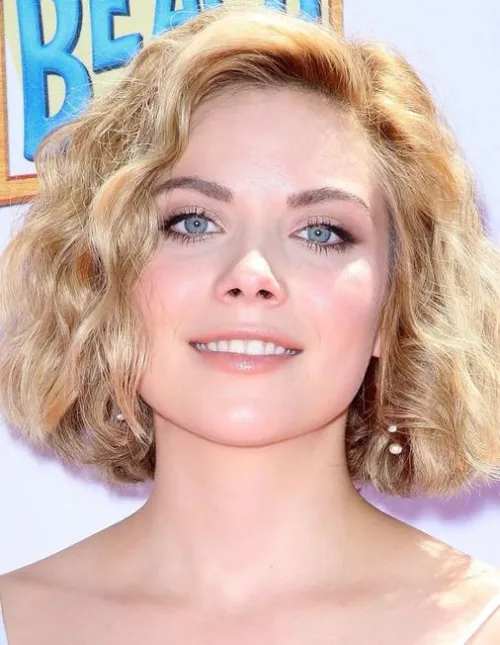 Thumbnail Grace Phipps: A Glimpse into PrettyGirls Category by chipichandal
