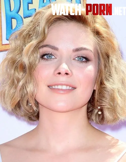 Grace Phipps by chipichandal