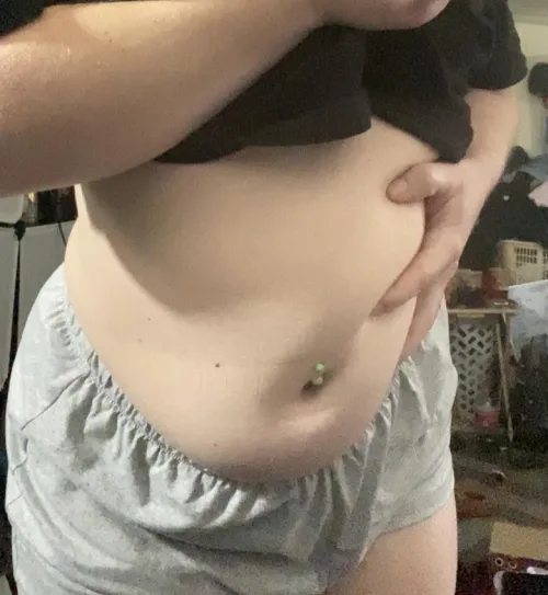 Thumbnail Unexpected Growth: Own_enemy9718's 'Overnight Fat' Journey in Stuffers