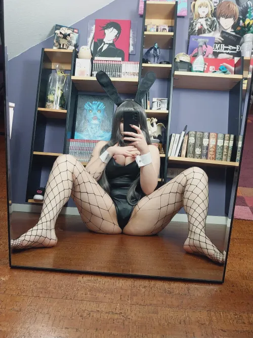 Thumbnail Lulu's Sensational Mai Sakurajima Cosplay in the NudeCosplay Category