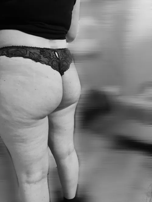 Thumbnail Underwear Delight: Chris_Aqn's Lingerie Reveal