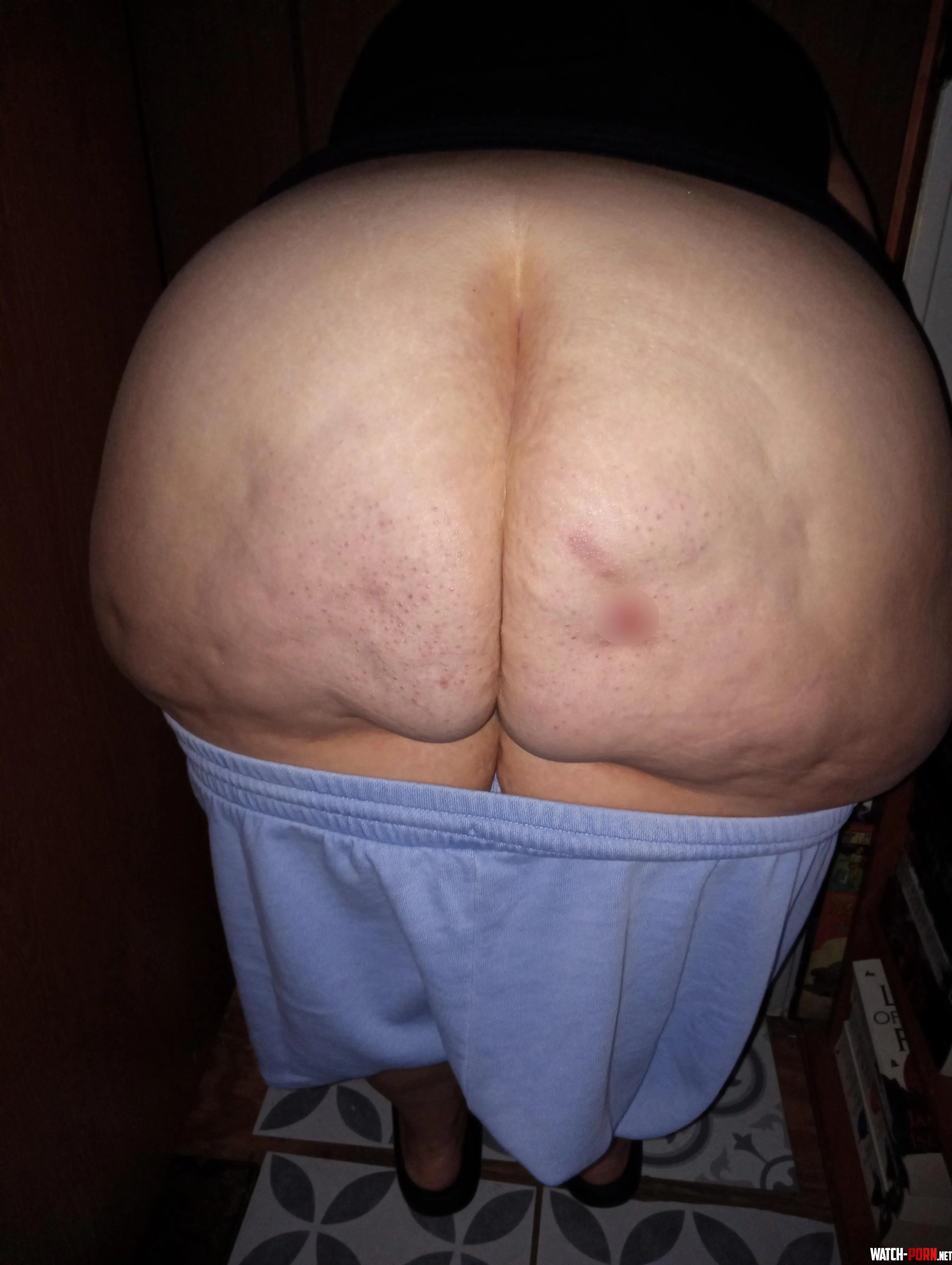 Smack it hard before diving in by Strawberry_Kitty1