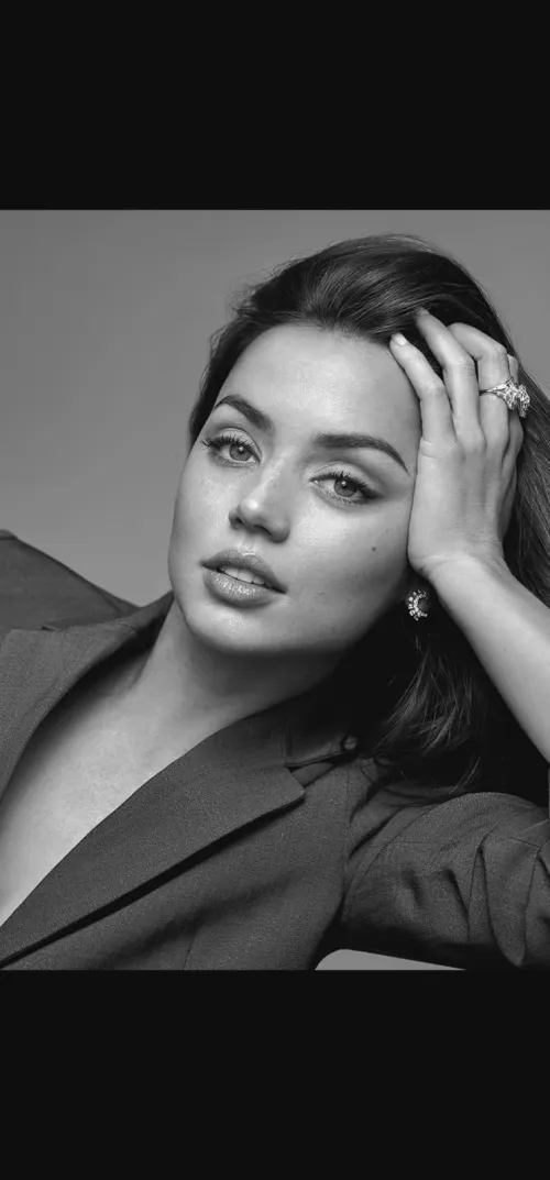 Thumbnail Captivating Beauty of Ana De Armas by miket069
