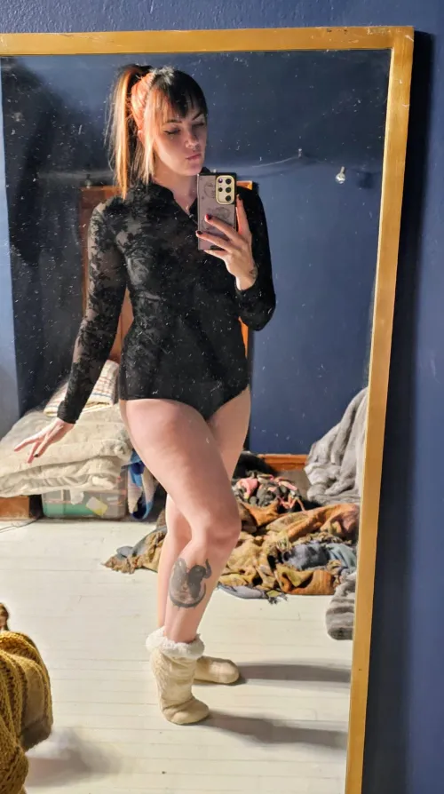 Thumbnail Isolde_Hawx Stuns in a See-Through Bodysuit
