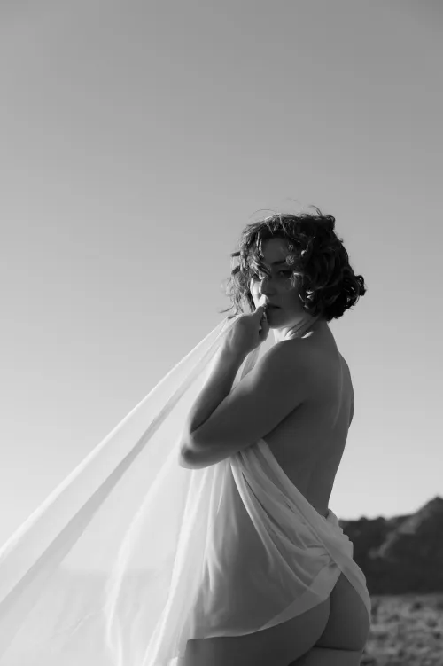 Thumbnail Journey with mrtz_photo: Samantha's Desert Adventure