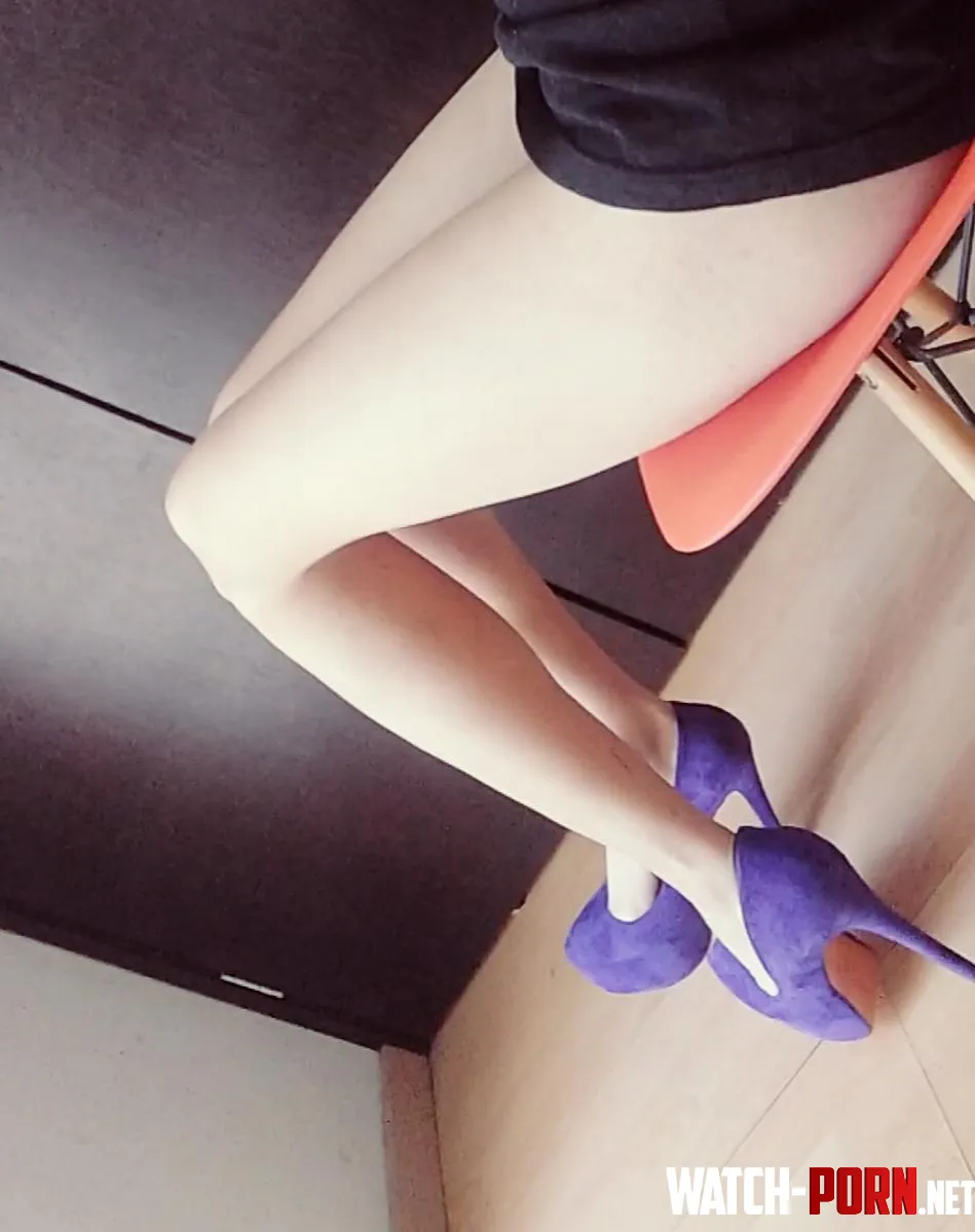 I get compliments about my legs almost daily oc f 29 by soldaderyan