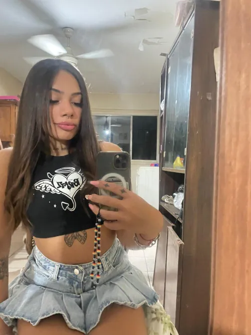 Thumbnail Might Delete Later or Might Leave You Obsessed by Old_Raccoon891 in croptopgirls