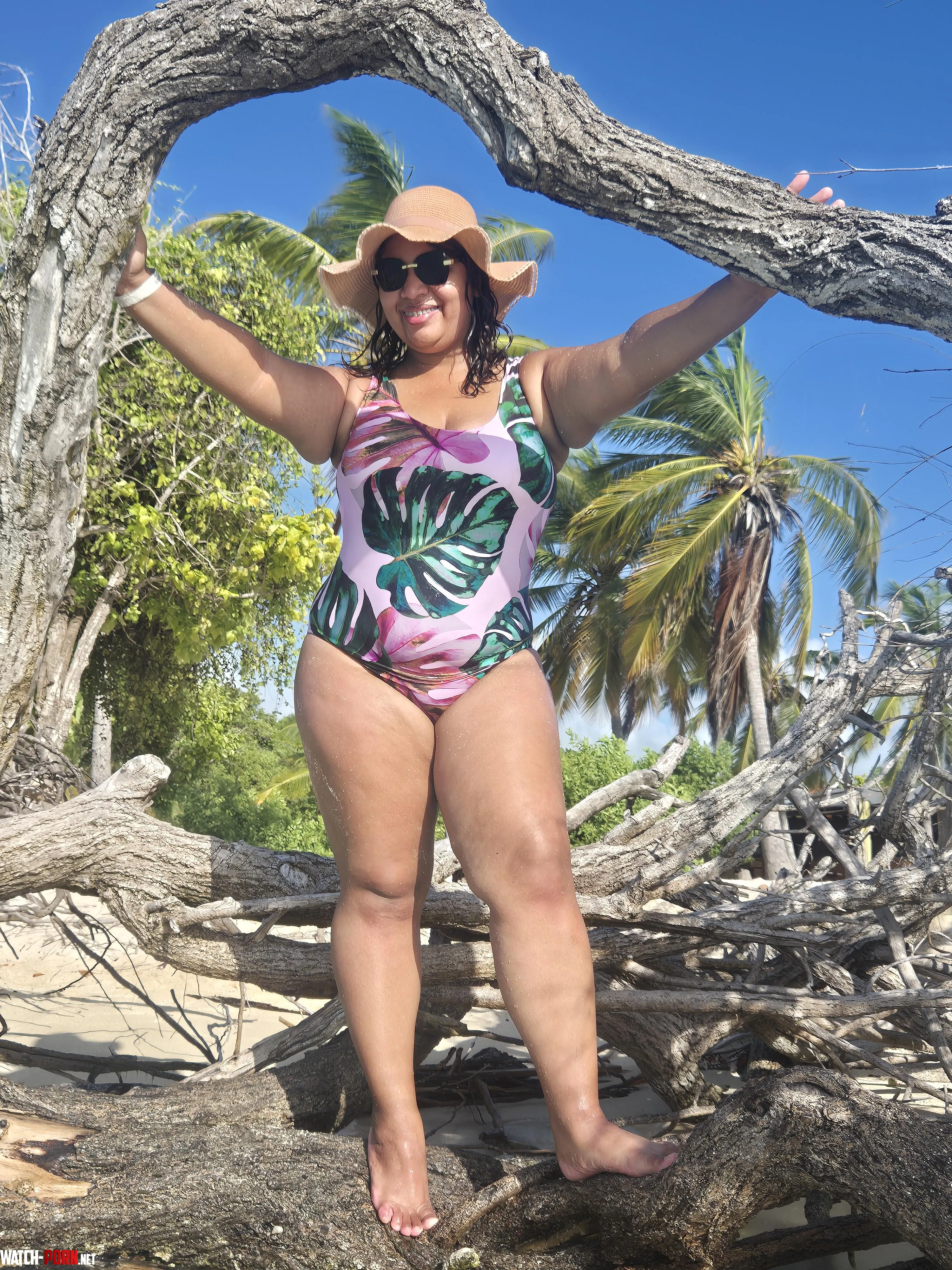 Blooming Latina by LindaAshford