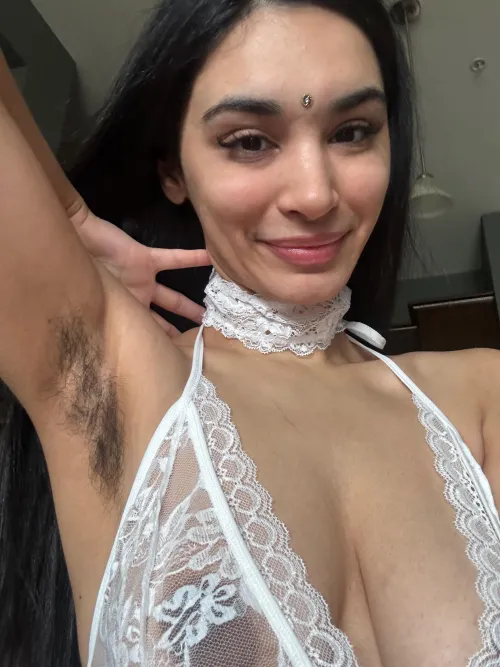 Thumbnail The Lure of Hairy Pits: A Deeper Dive by Saharbbyy | armpitfetish
