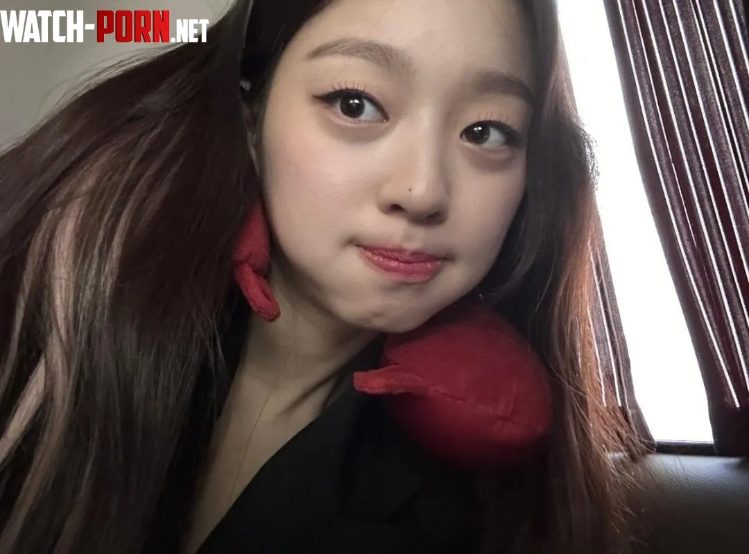 Lee soo min by Training_Odd
