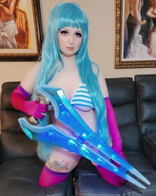 Thumbnail Ophelia Cyber's Mesmerizing Me Me Me Daoko Cosplay | CosplayLewd